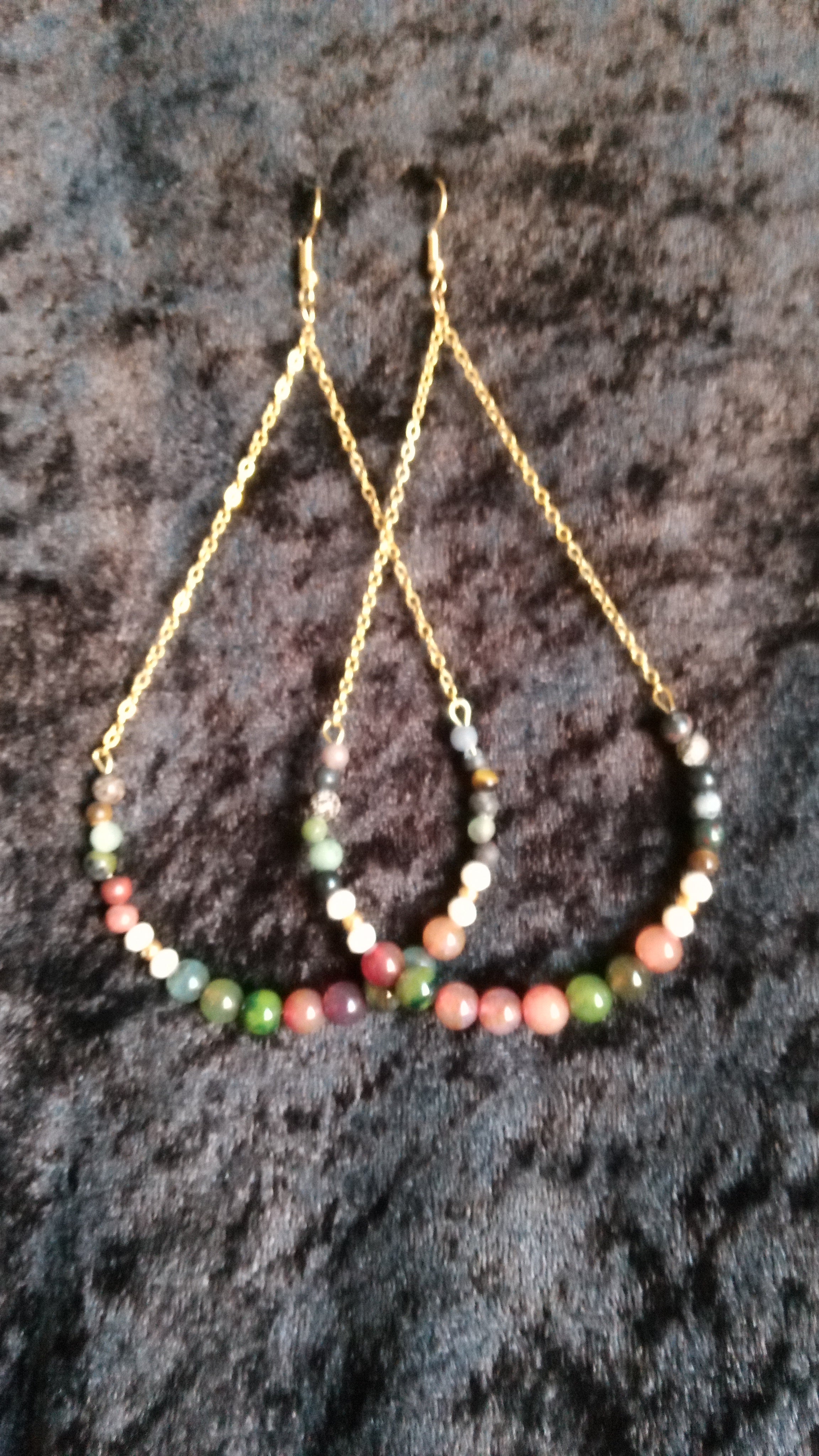 MULTI AGATE CHAIN HOOPS