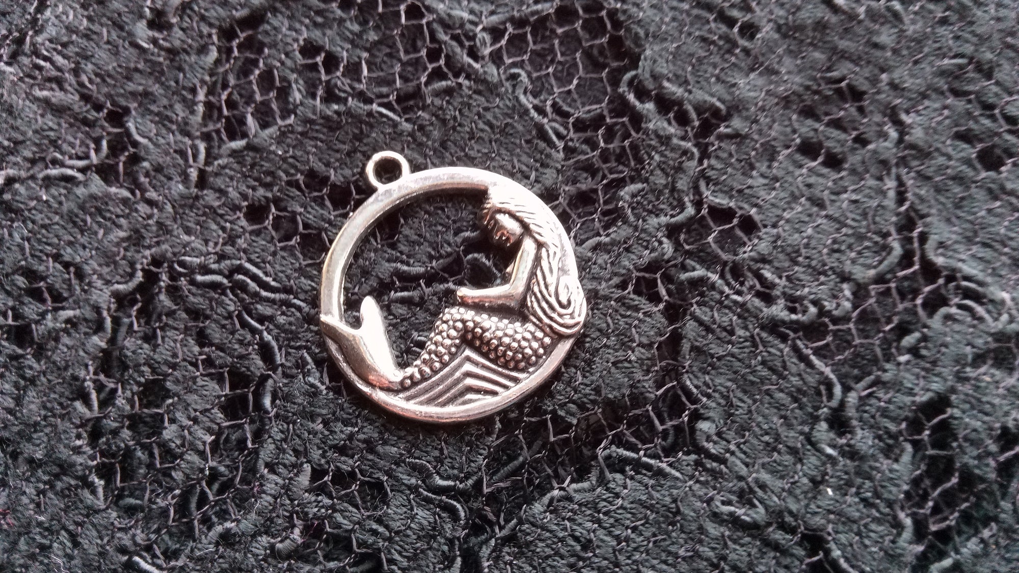 A ADD A CHARM