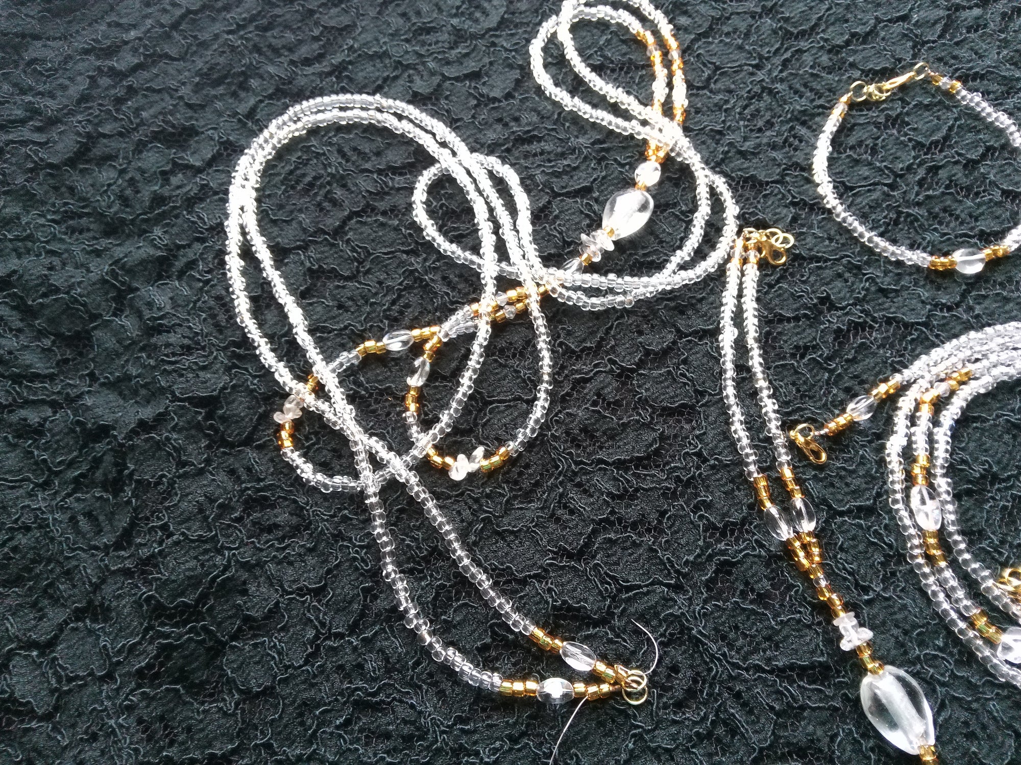 GOLD CRYSTALS ( CLEAR QUARTZ SET )
