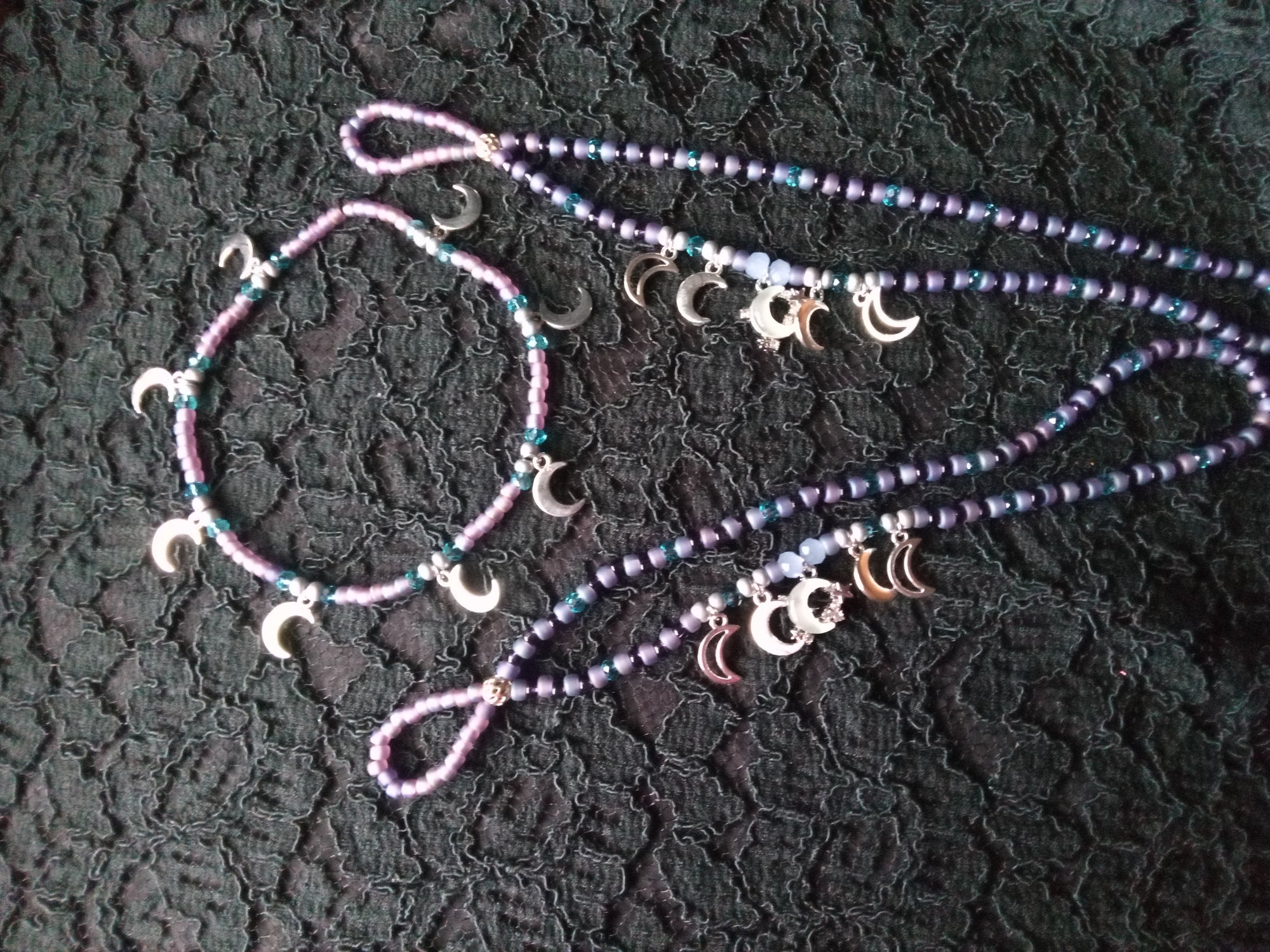 SHE WALKS ON THE MOON ( STRETCH FOOT JEWELRY)