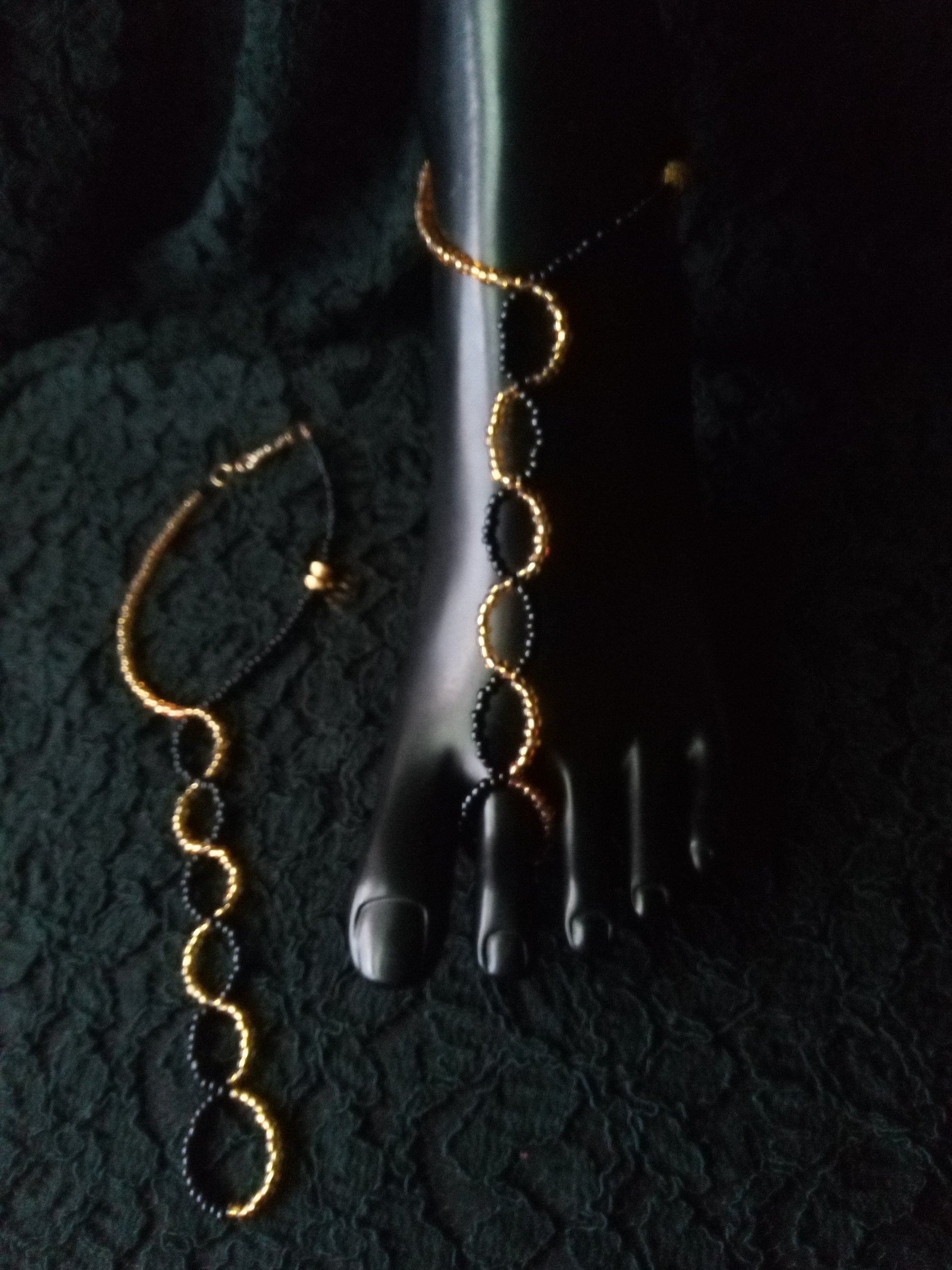 ROYALTY IN HER DNA FOOT JEWELRY