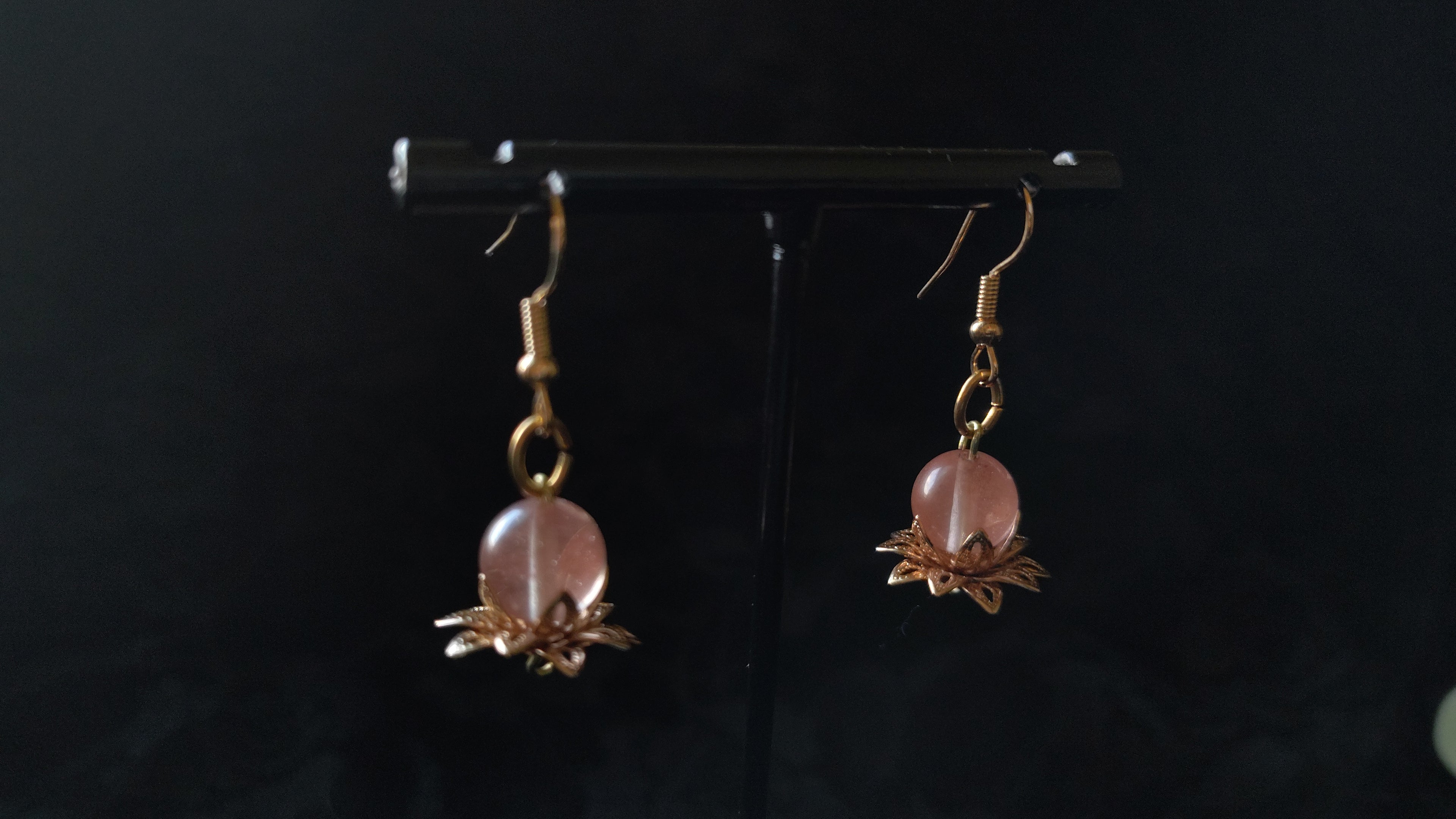 LOTUS FLOWER DROPS ( CHERRY QUARTZ)