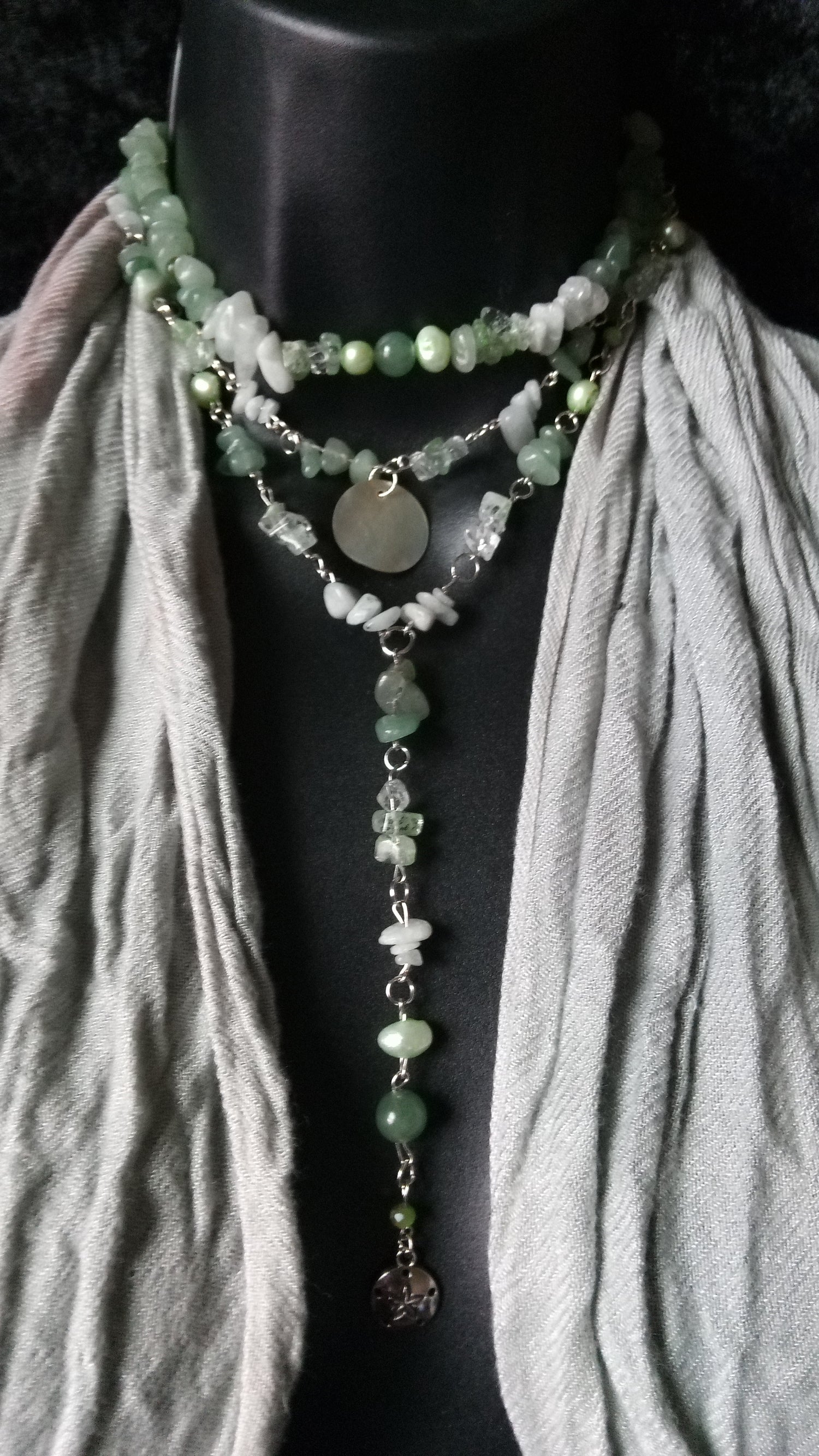 AQUAMARINE & GREEN AVENTURINE collar necklace with earrings