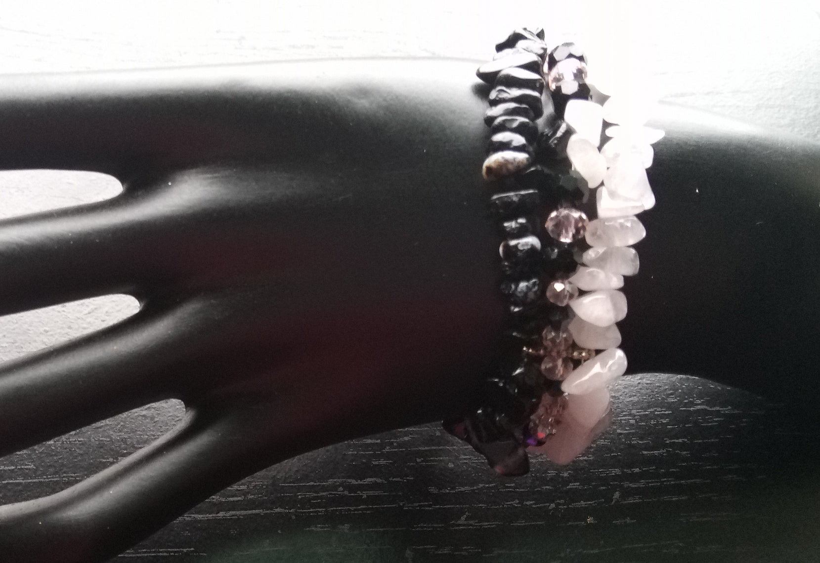 ROSE QUARTZ & ONXY cuff bracelet