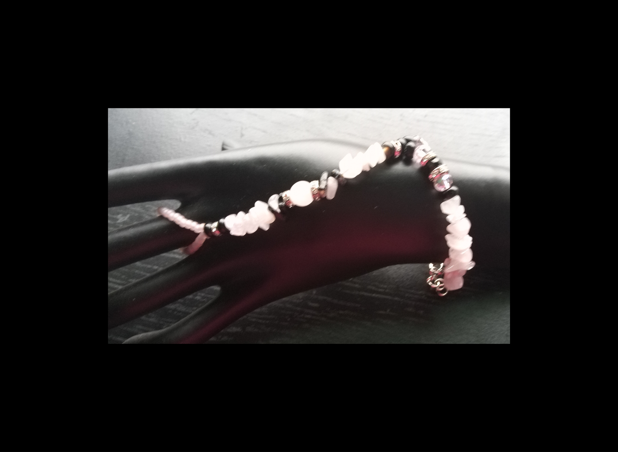 ROSE QUARTZ & ONXY hand bracelet hoop earrings