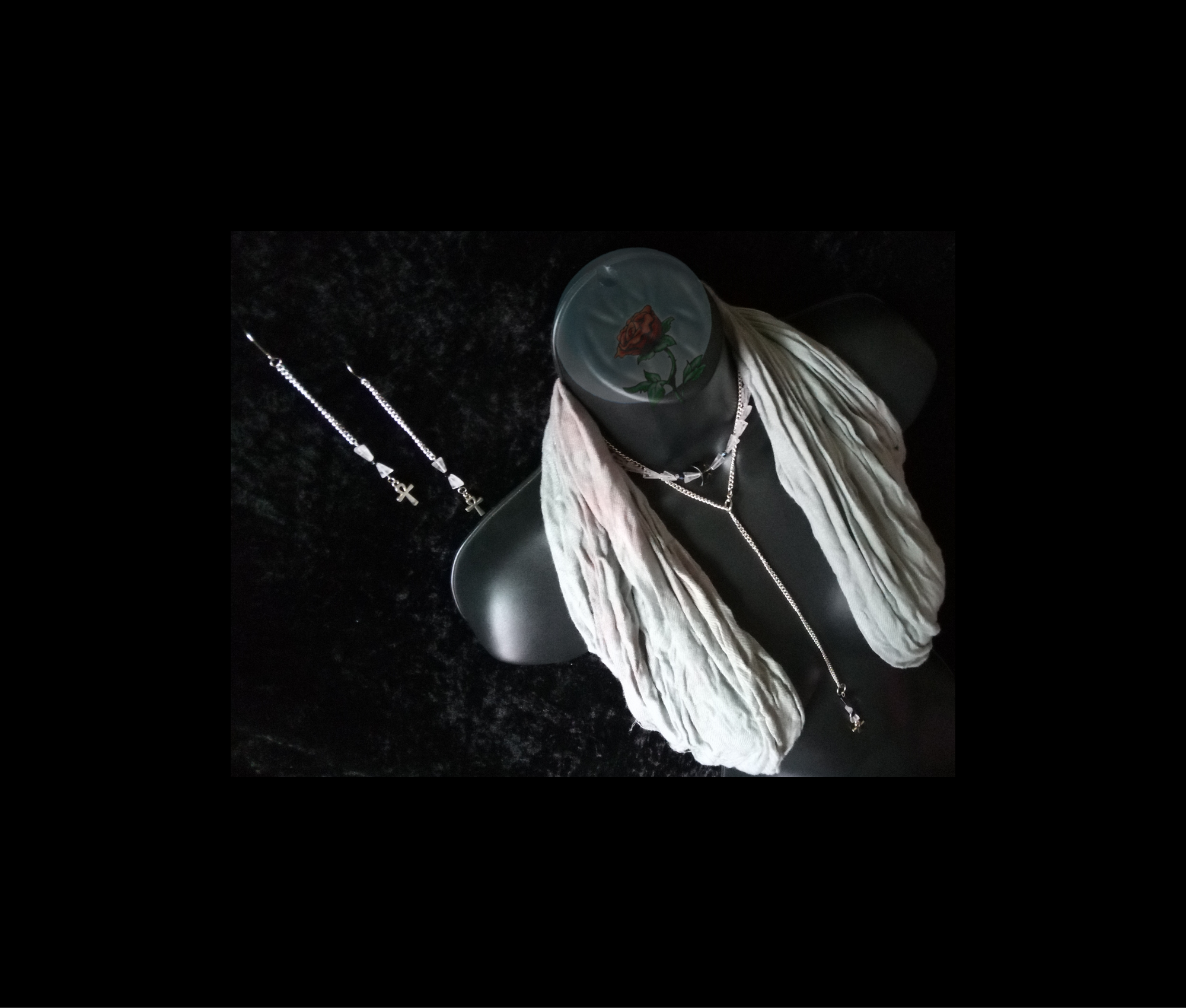ROSE QUARTZ & ONXY chain body necklace