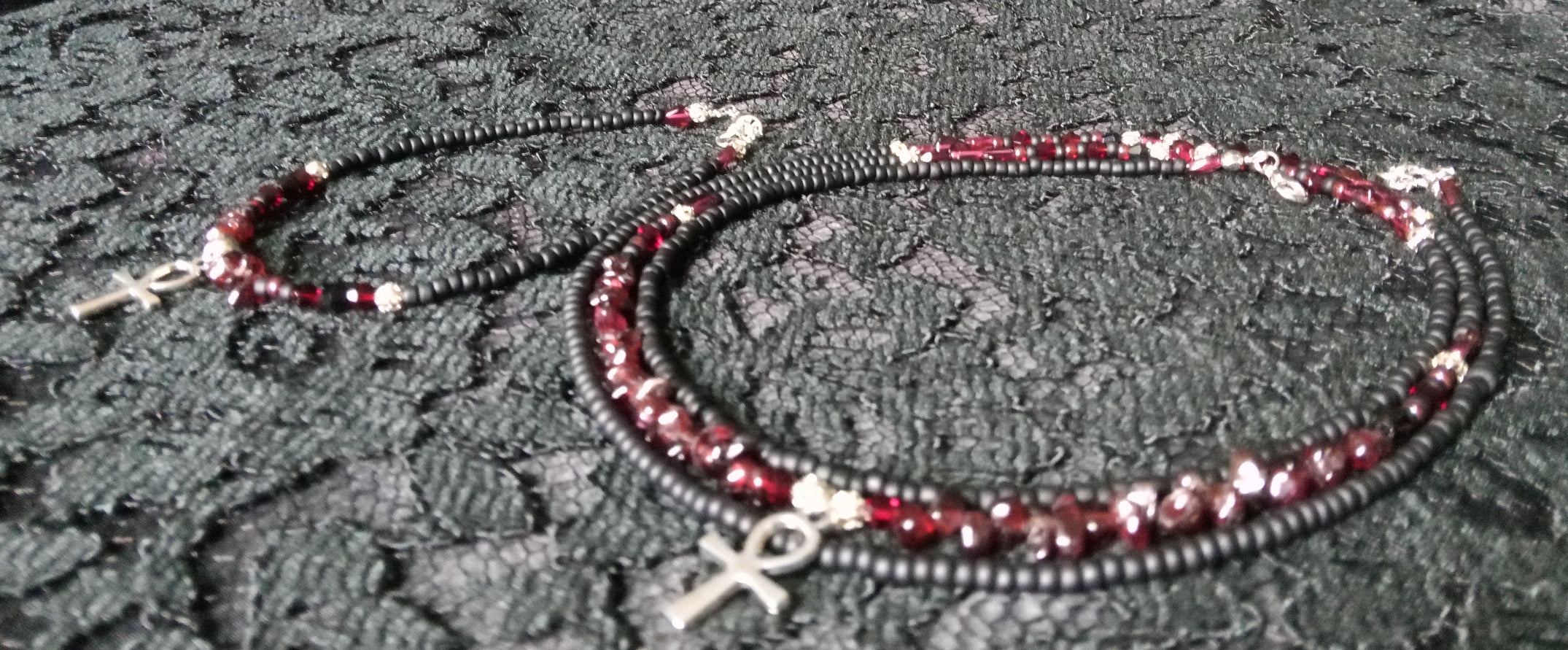 GARNET WITH ANKH