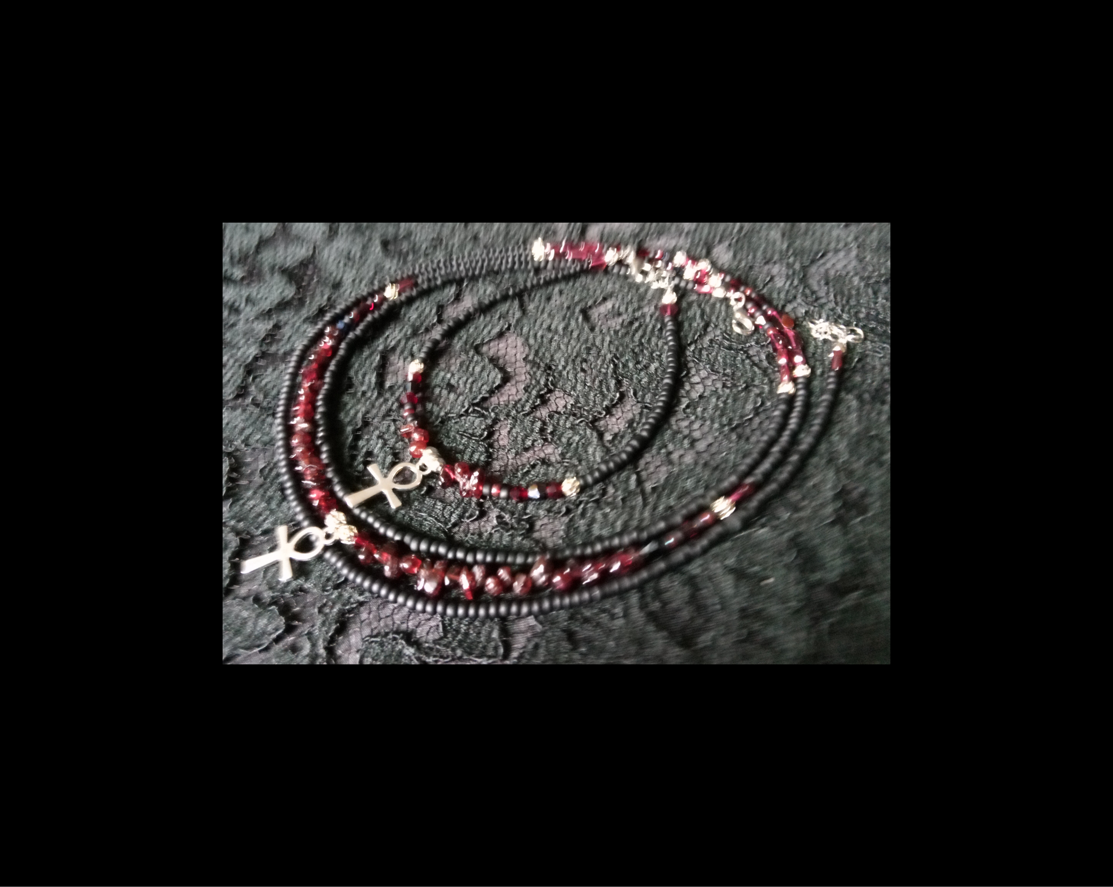 GARNET WITH ANKH