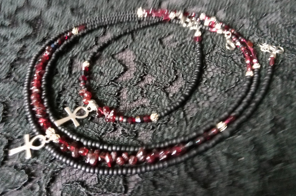 GARNET WITH ANKH