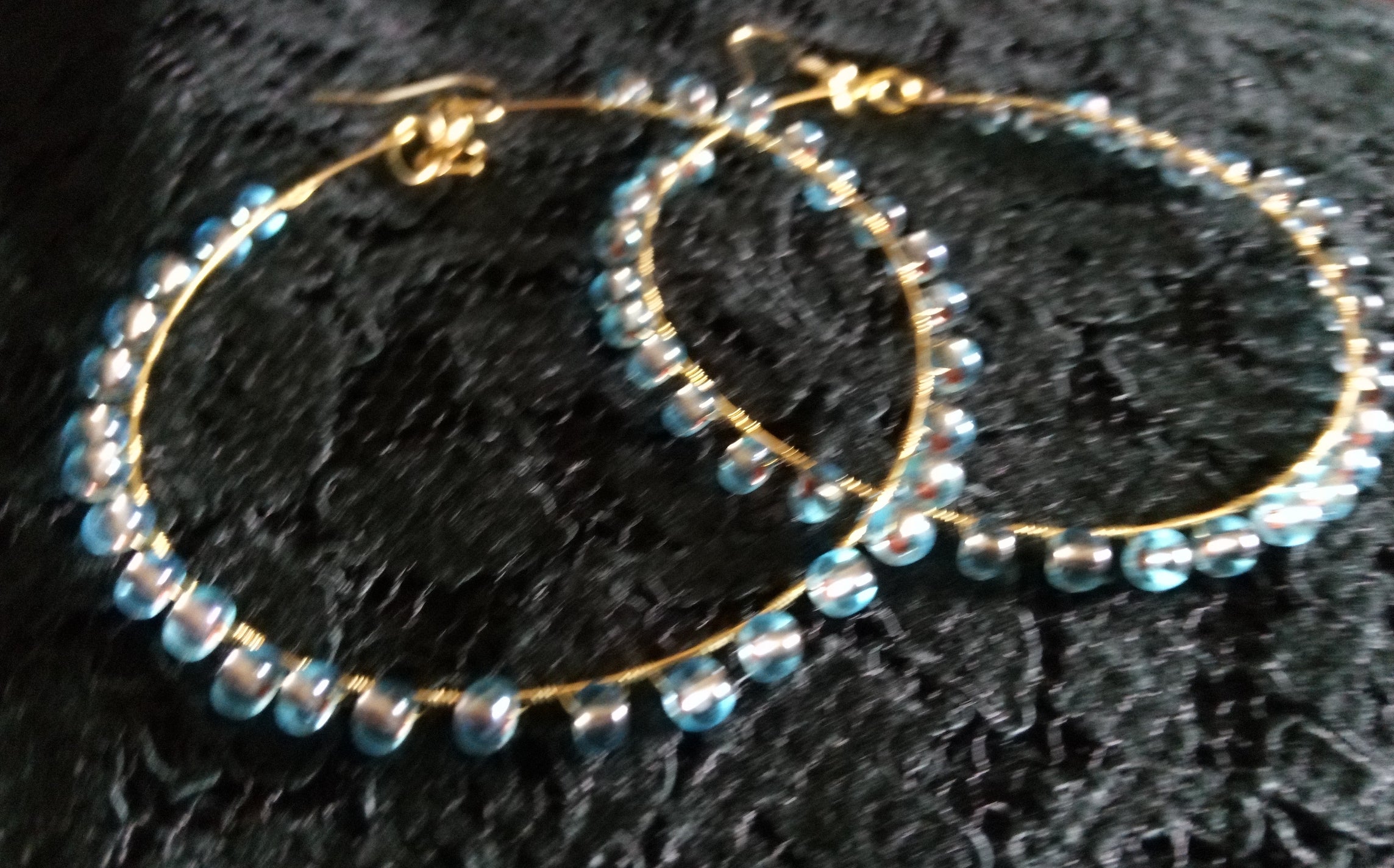 PLAIN JANE HOOPS