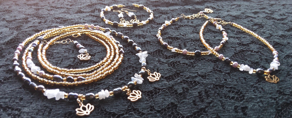 GOLDEN LOTUS ( RAINBOW MOONSTONE)