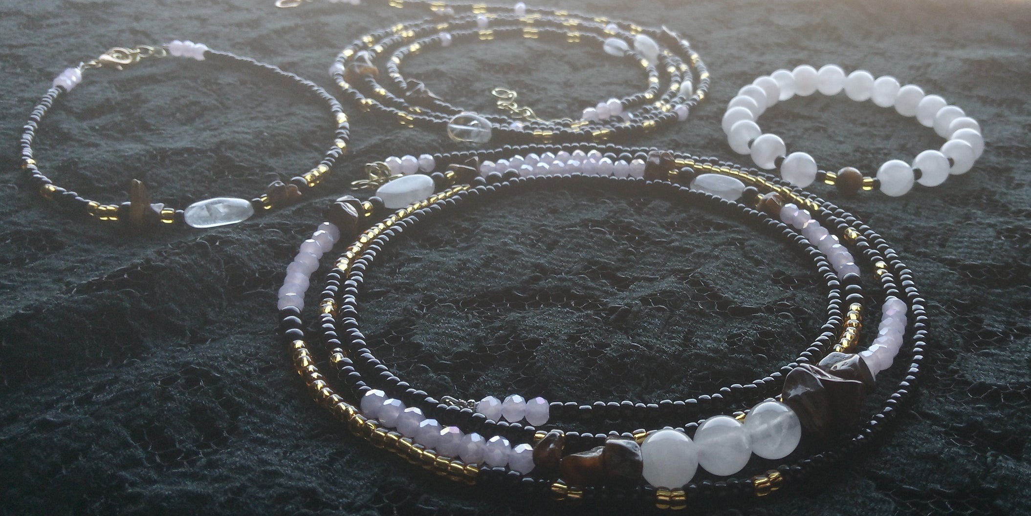 COURAGE TO LOVE ( ROSE QUARTZ & TIGER EYE)