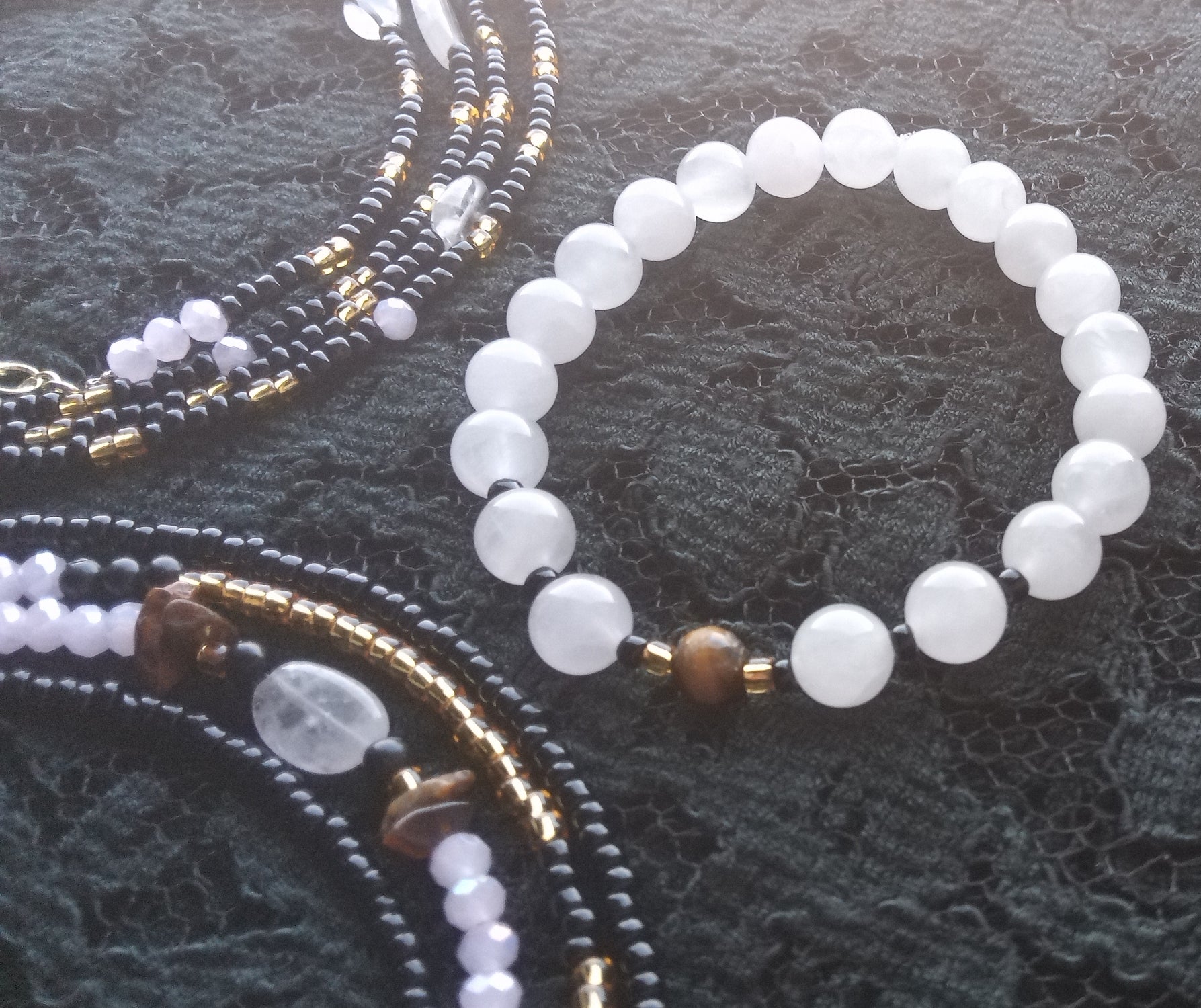 COURAGE TO LOVE ( ROSE QUARTZ & TIGER EYE)