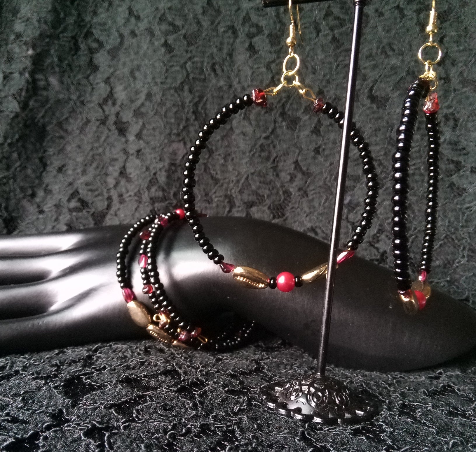 GARNET BANGLES AND HOOP EARRINGS