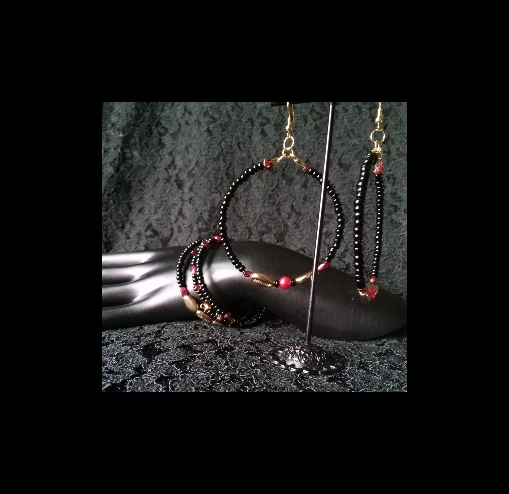 GARNET BANGLES AND HOOP EARRINGS