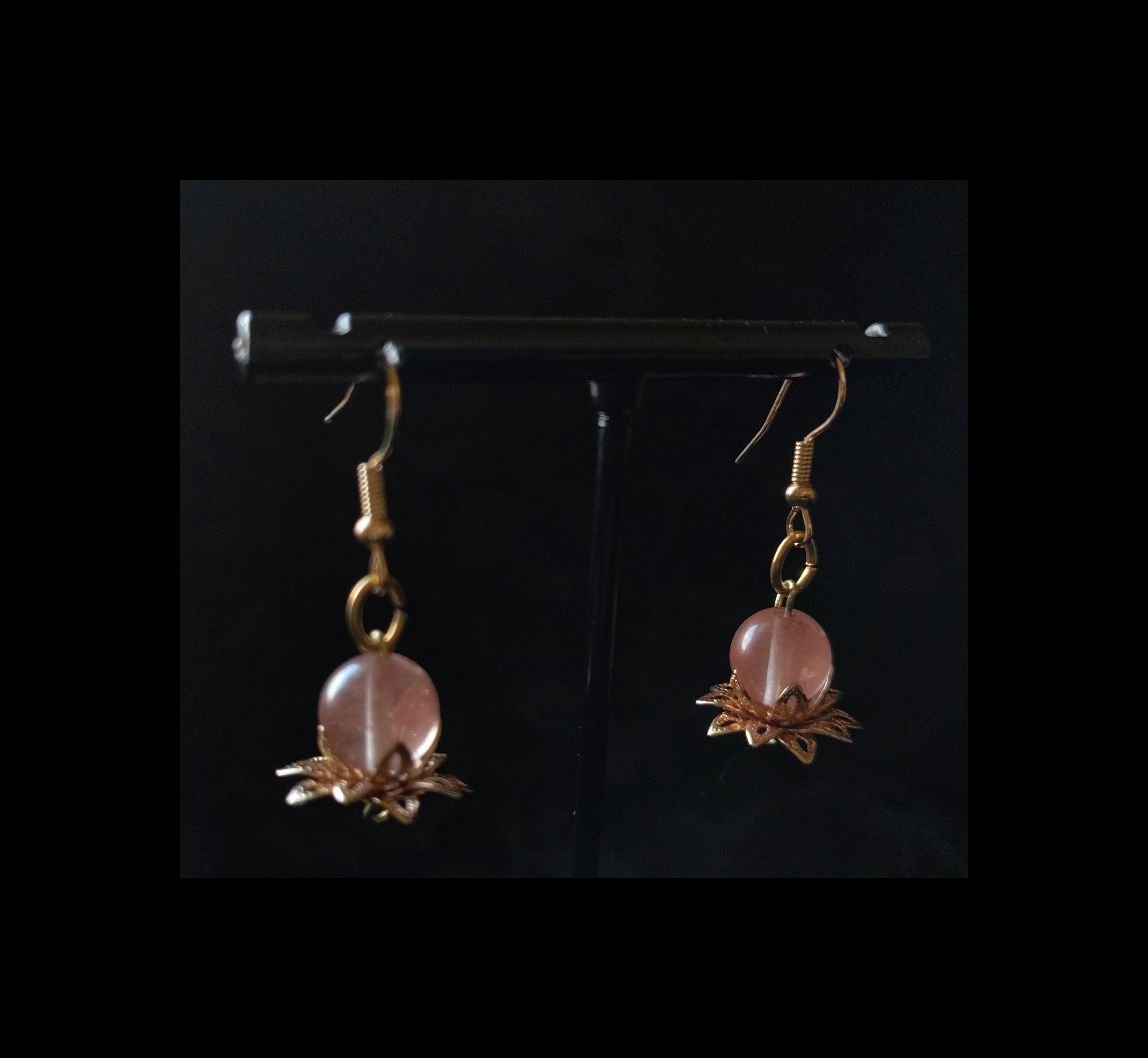 LOTUS FLOWER DROPS ( CHERRY QUARTZ)