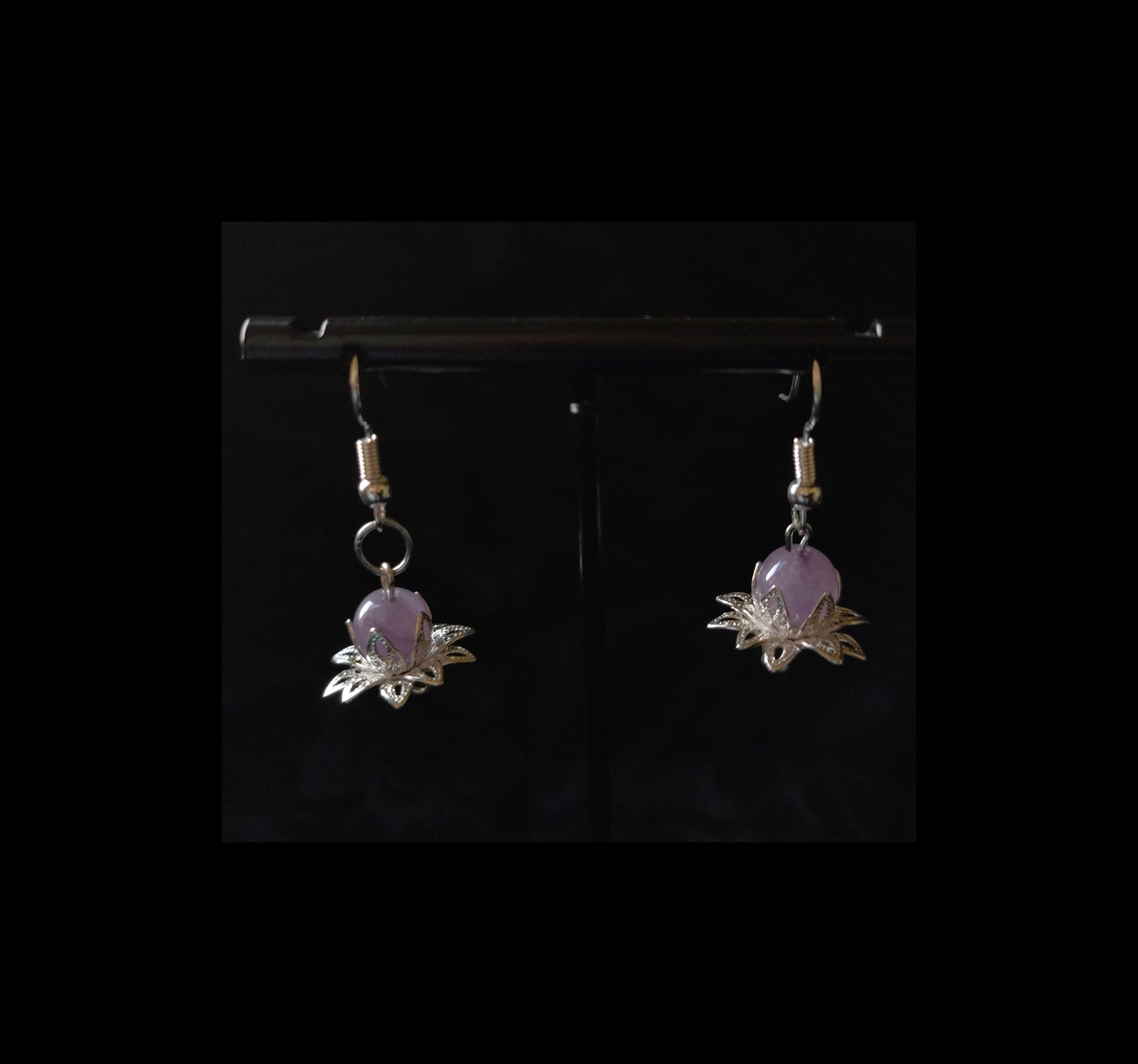 LOTUS FLOWER DROPS ( AMETHYST)