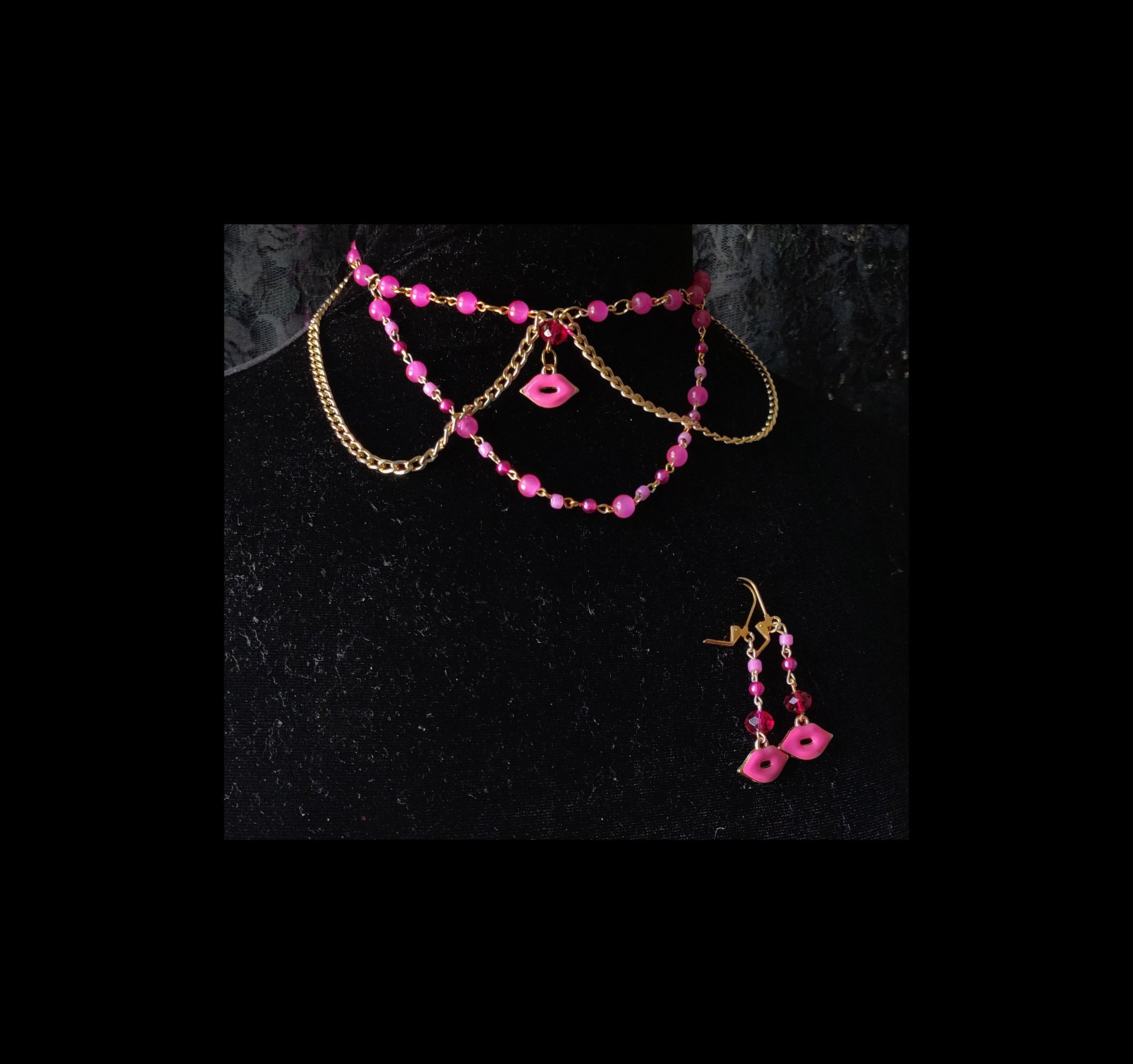 APHRODITES KISS