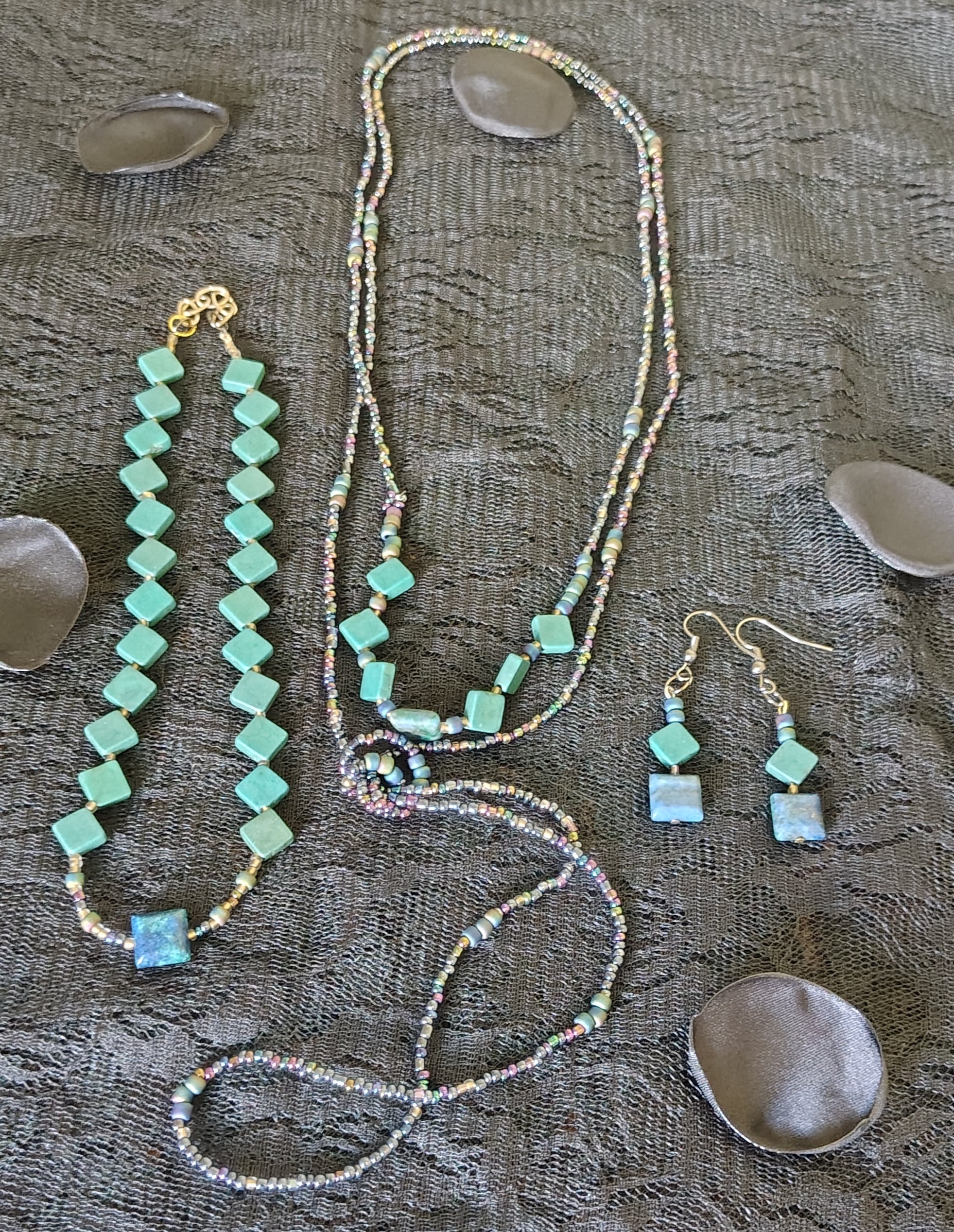 GAIAS AMULET