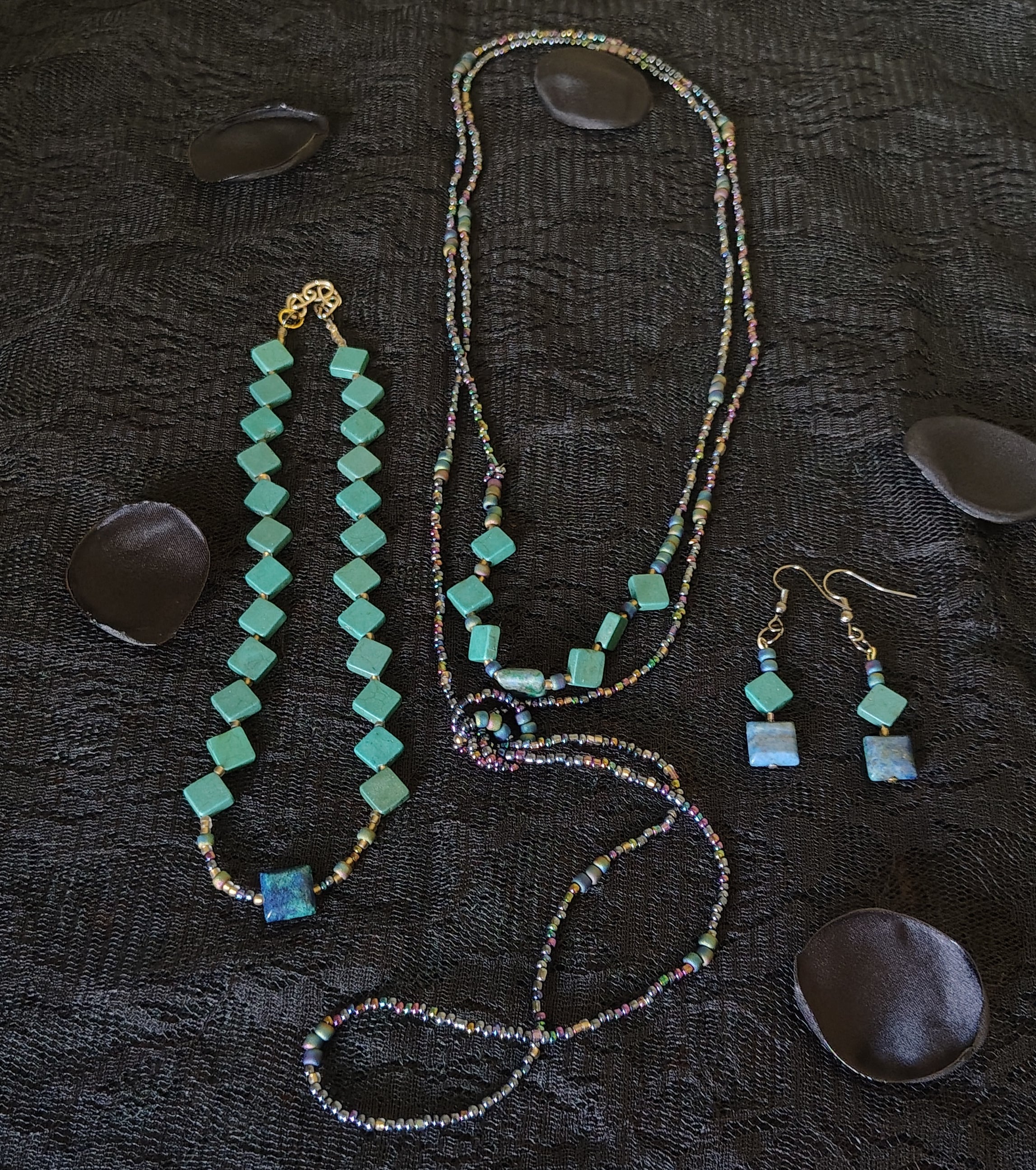 GAIAS AMULET