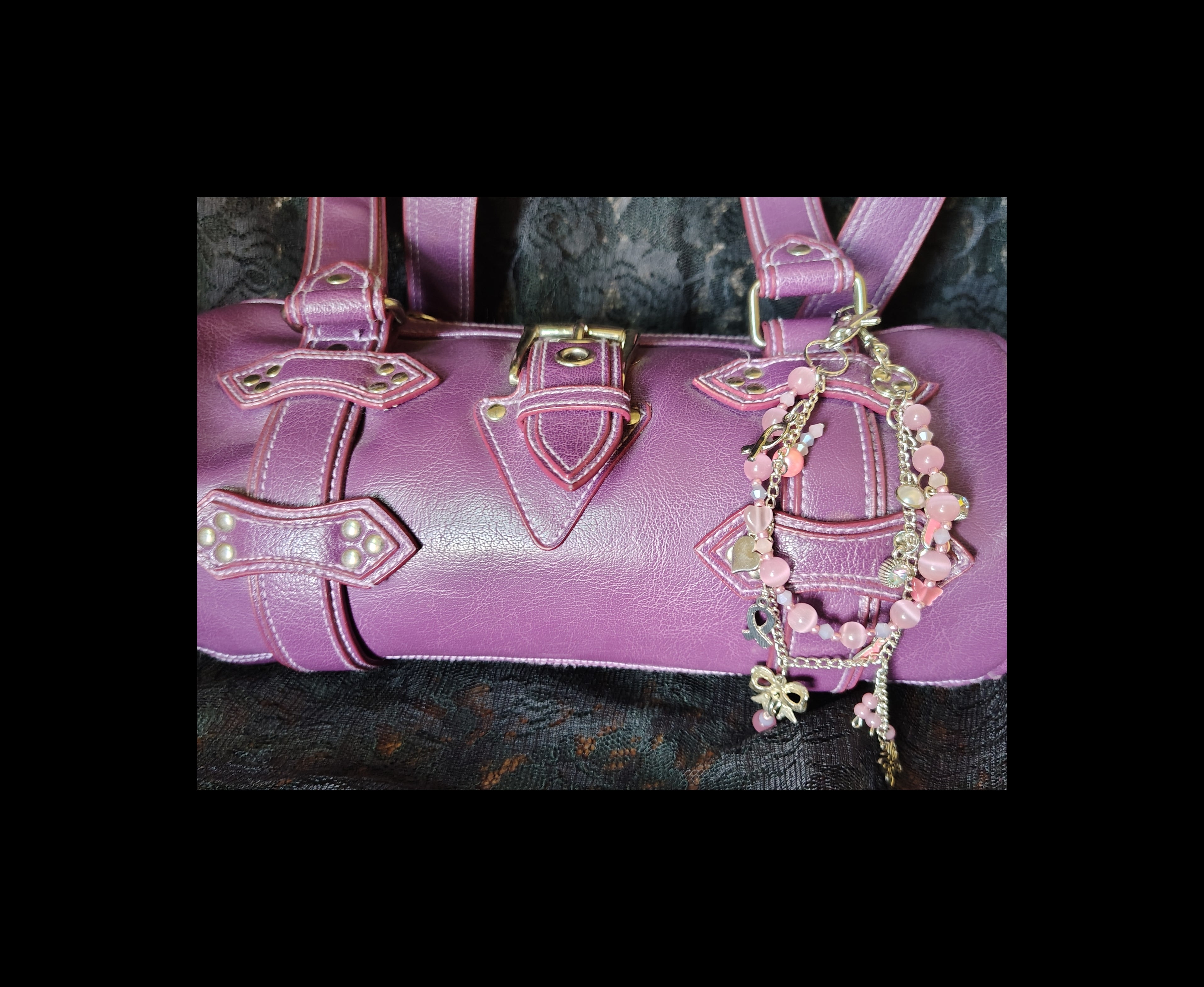 RIBBON RESILIENCE PURSE CHARM